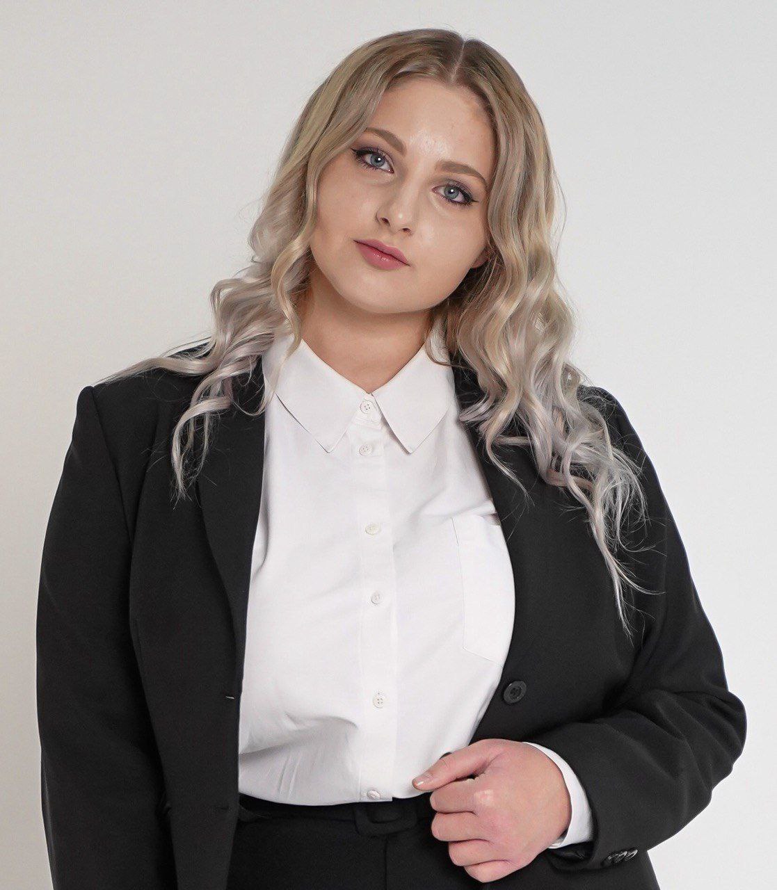 Зюзина Елена Дмитриевна.