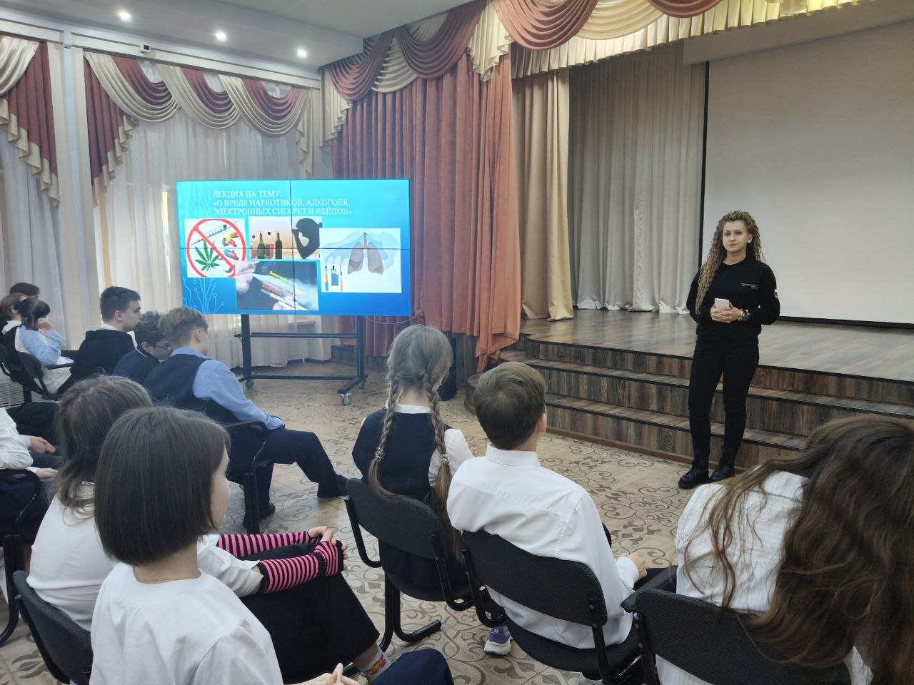 Всемирный день борьбы со СПИДом Всемирный день борьбы со СПИДом.