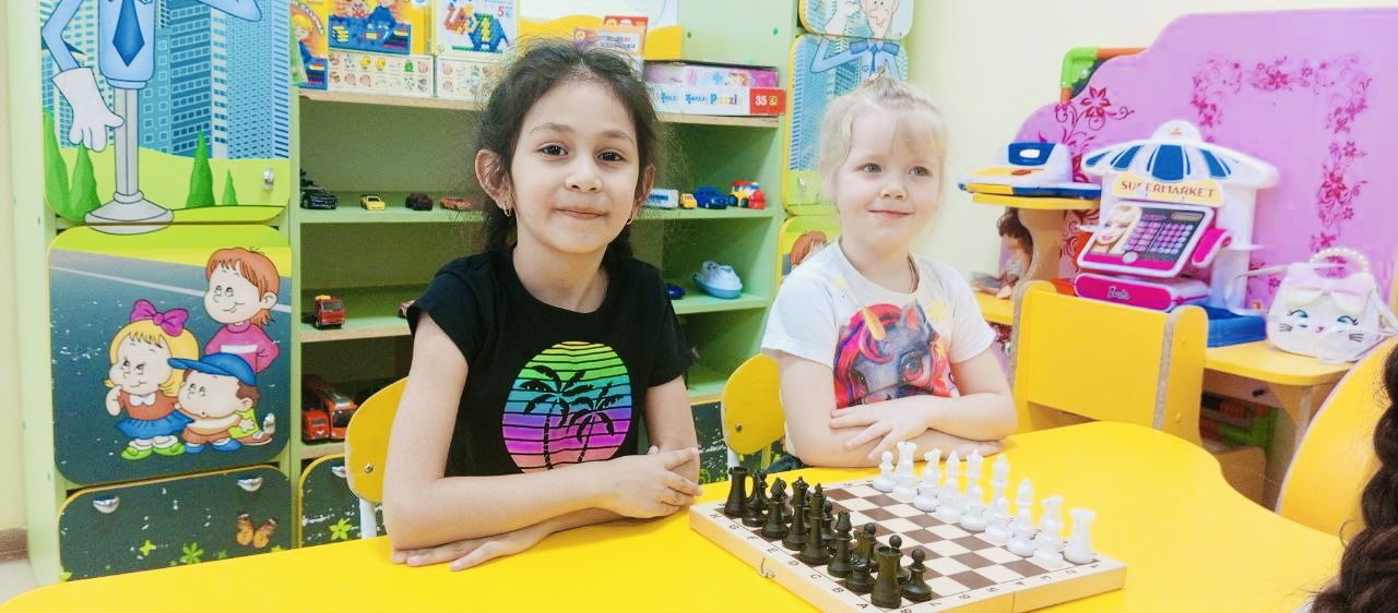 Познавательное занятие по модулю «Шахматы детям» под названием: «Комбинации фигур».