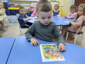 Занятие по развитию речи в учебном корпусе №4.