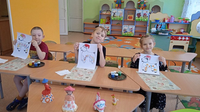 Занятие по рисованию "Дымковский козлик".