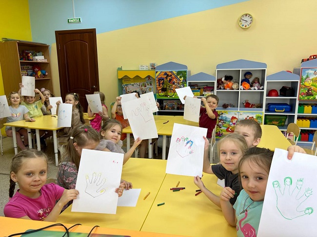 "Как мы помогаем маме".