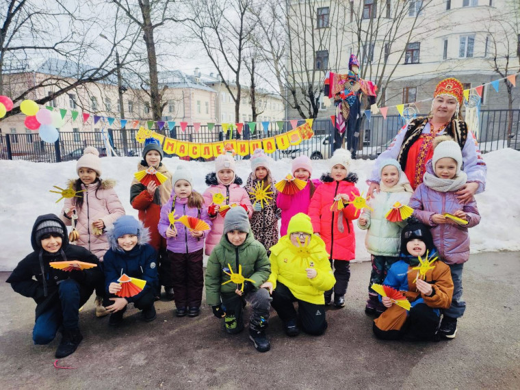 «Как на масленичной неделе».