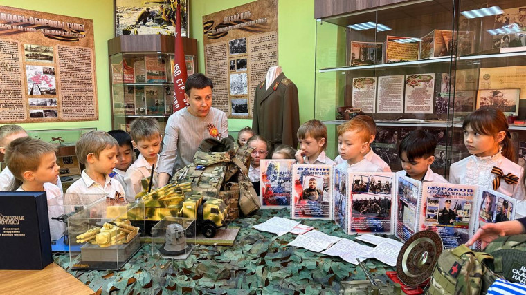 "Эксурсия в школьный музей боевой славы".