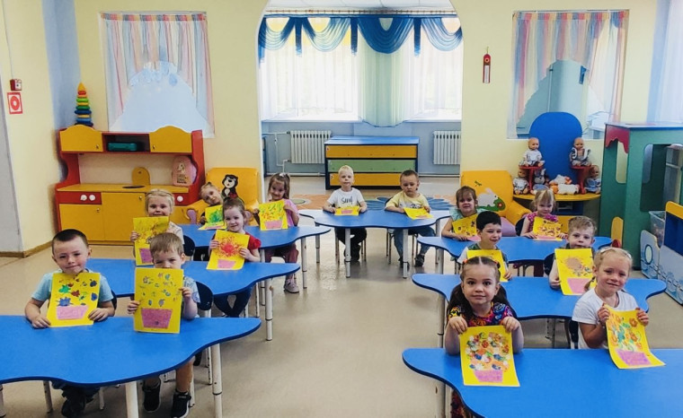 "Майский букетик цветов".