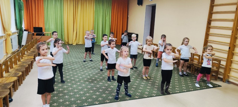 "Упражнения на развитие координации".