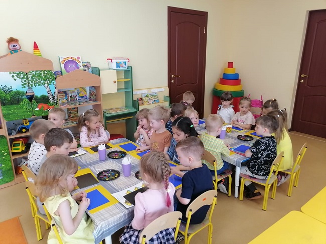 Занятие по лепке "Звёзды и комета".